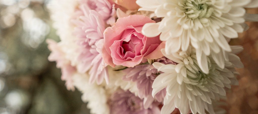 Séance photo d'un couple unissant leurs destins